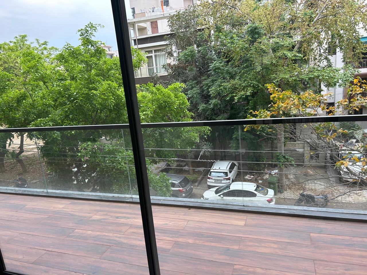 4BHK Sushant Lok, Near MG Road available for rent